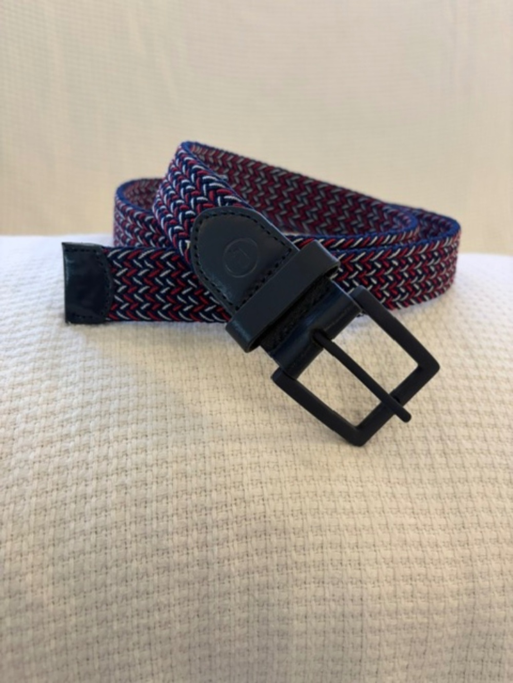 Vineyards Vines Red, White, Blue Mens Belt Large